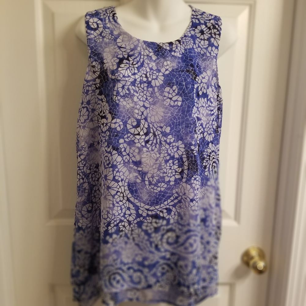 Beautiful Blue Top - size M
